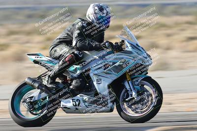 media/Dec-05-2025-CVMA Friday Practice (Fri) [[303bad9a84]]/4-Racer 4-Trackday 1/Session 2 (Turn 14)/